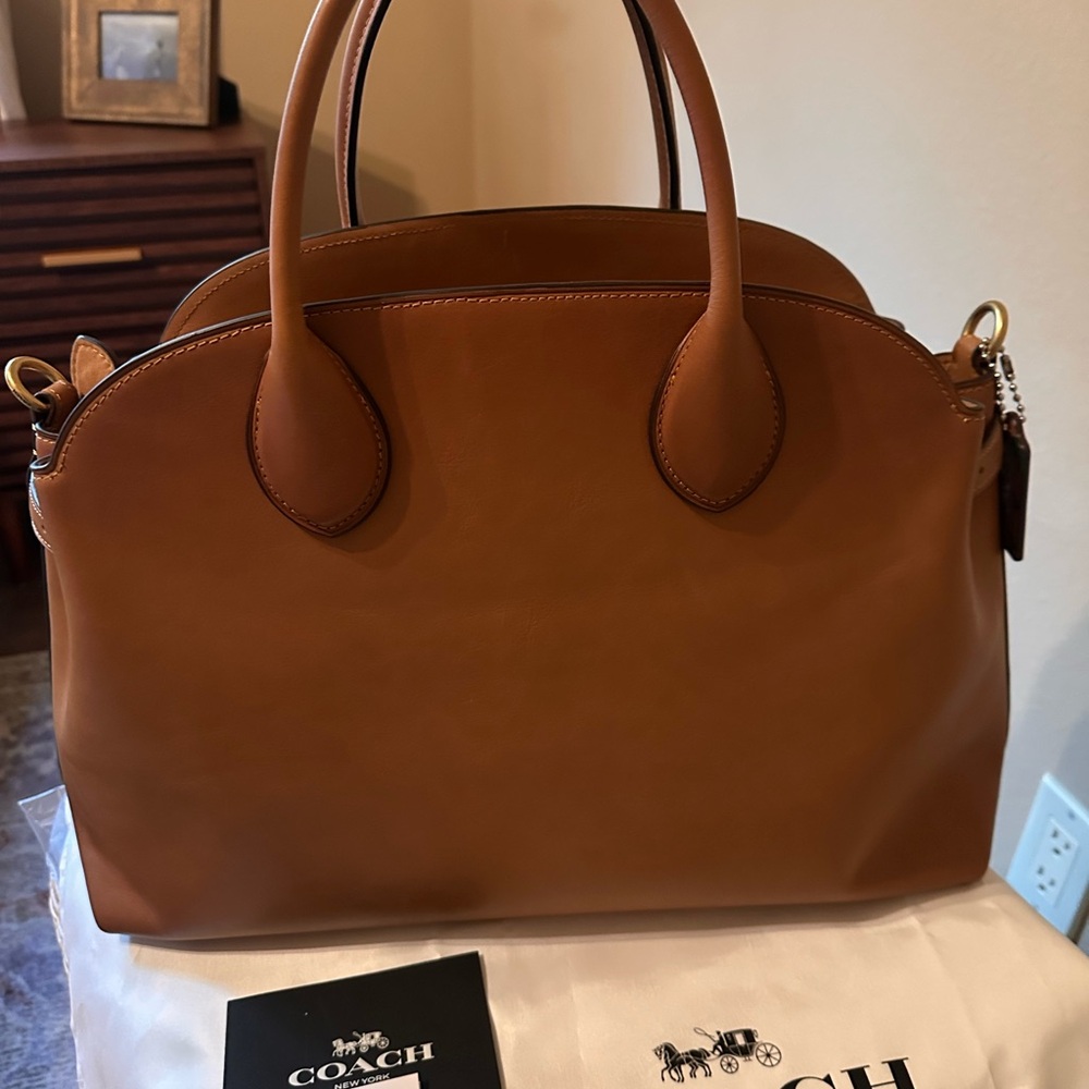 Coach Soft Empire 40 Carryall Leather Tote - Picture 2 of 16